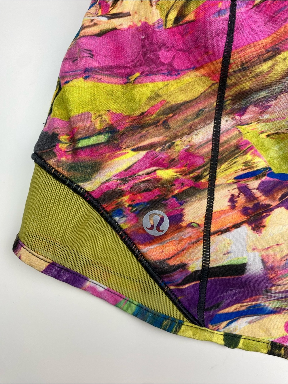 Lululemon Hotty Hot Shorts ll 4” Catalyst Multi Sz 10 - Picture 6 of 11